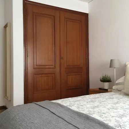 Appartamento In Pontevedra's Downtown And Golf *