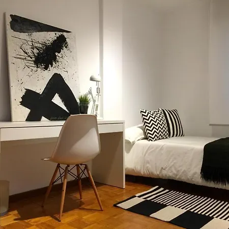 아파트 Pontevedra Centro Spacious 3Bedroom Apartment Beach & Golf 폰테베드라