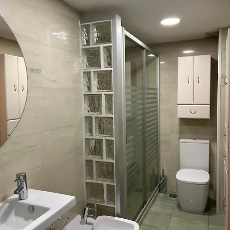 아파트 Pontevedra Centro Spacious 3Bedroom Apartment Beach & Golf *